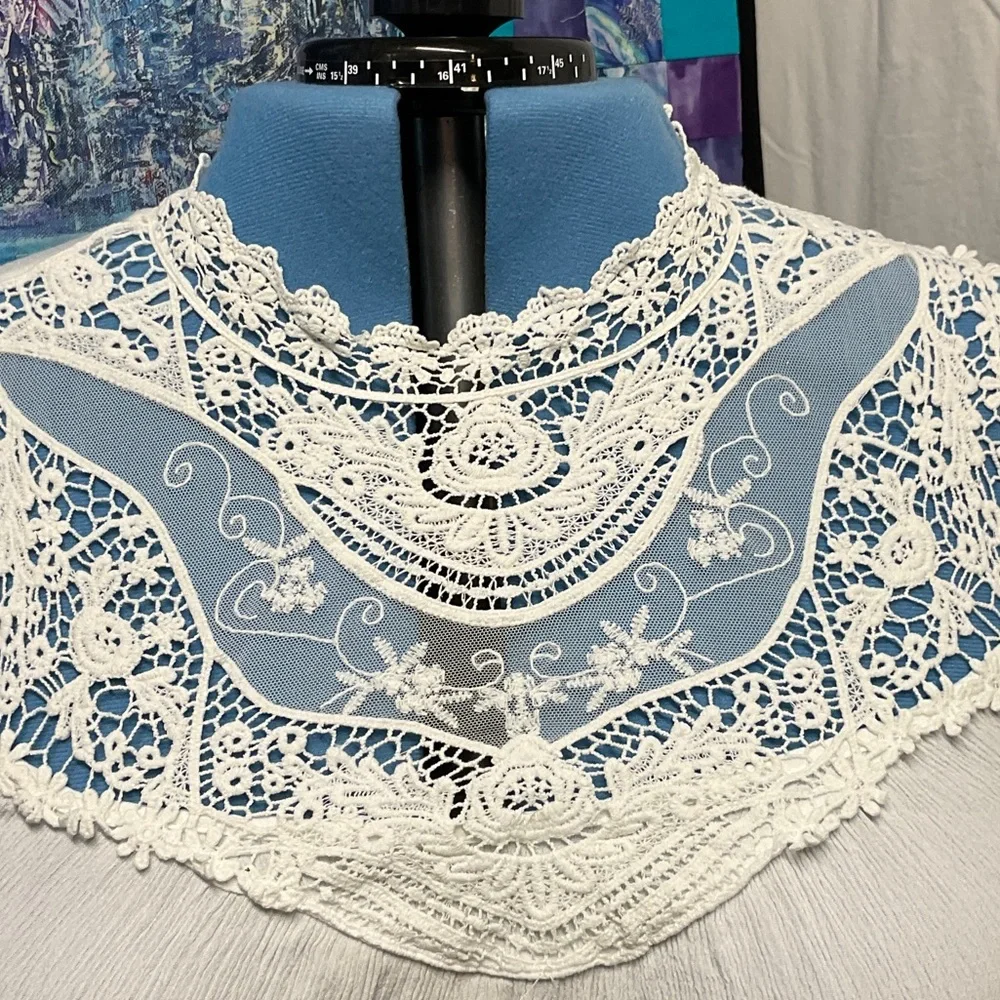 Torrid White Lace Detail Blouse - Picture 2 of 2